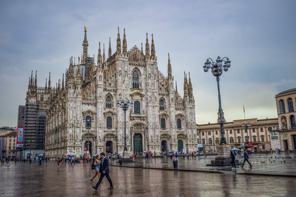 Duomo-torget i Milano